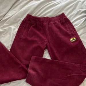 Krooked burgundy cords. Mens M